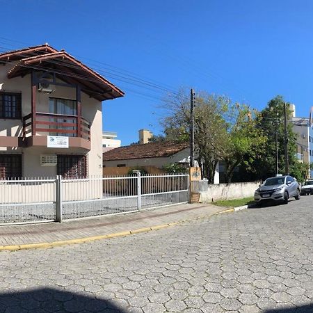 Apartamentos Vo Lela Бомбіняс Екстер'єр фото