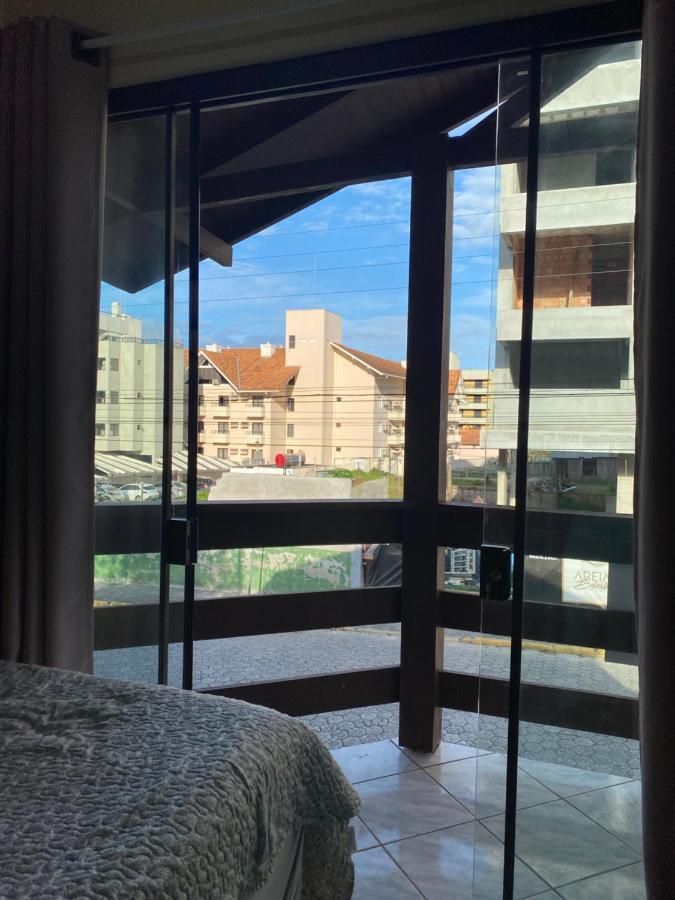 Apartamentos Vo Lela Бомбіняс Екстер'єр фото